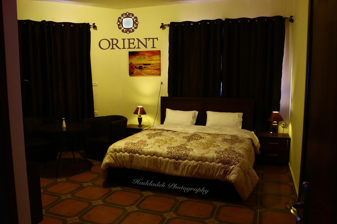 Orient Hotel Nablus Exterior foto