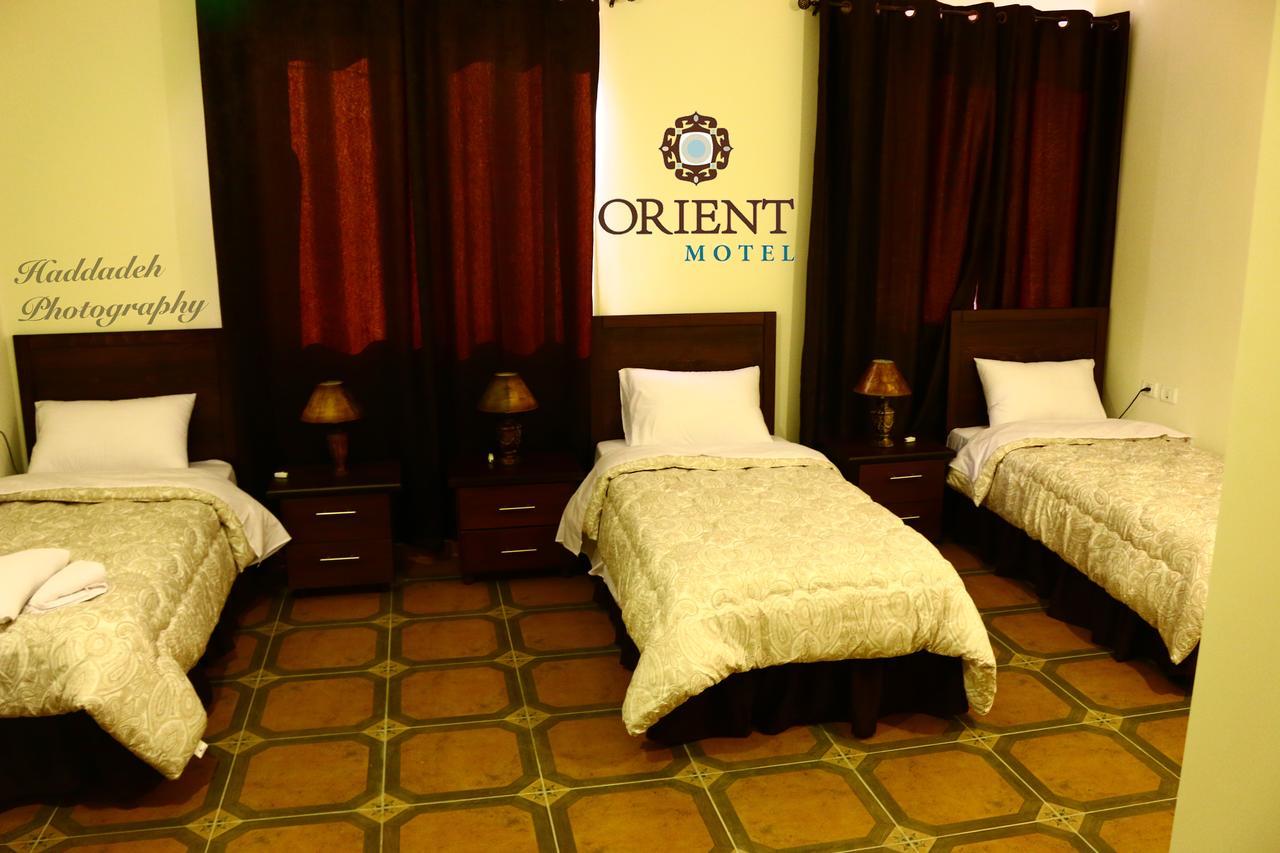 Orient Hotel Nablus Exterior foto